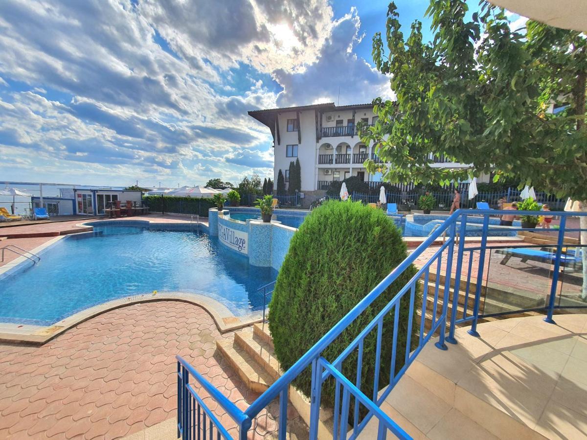 Sveti Vlas Marina Beach Apartment - Vega Village Eksteriør bilde